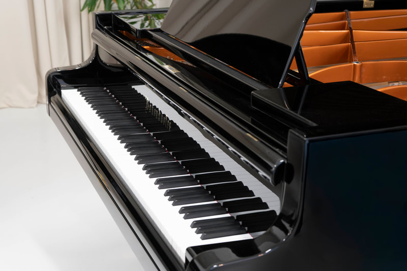 Bösendorfer – Modell 225 – vollständig restauriert
