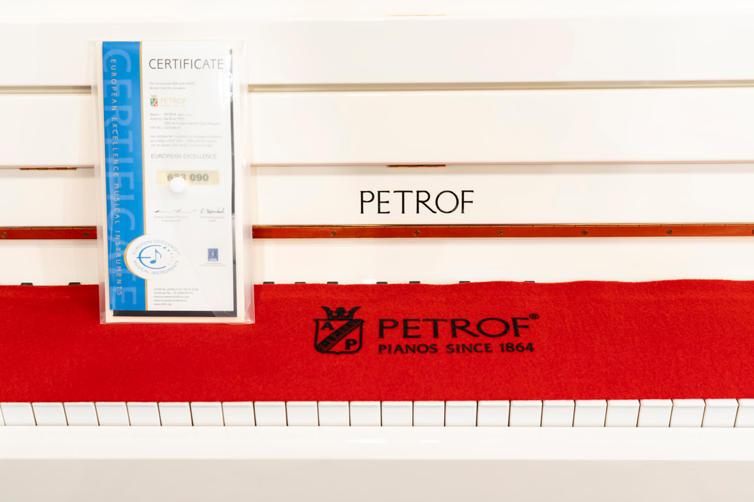 Petrof - Modell 118 - aus Erstbesitz - adsilent System