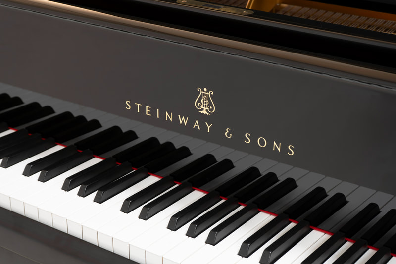 Steinway & Sons - Modell C-227