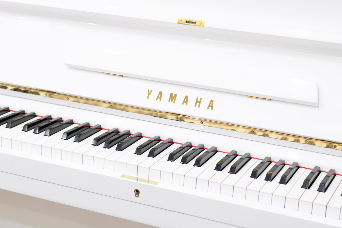 Yamaha U1 - weiß